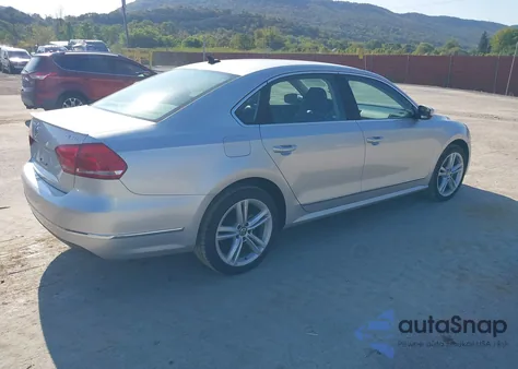 2013 Volkswagen Passat 2.0L Tdi Sel Premium from USA, damaged, VIN 1VWCN7A36DC042027